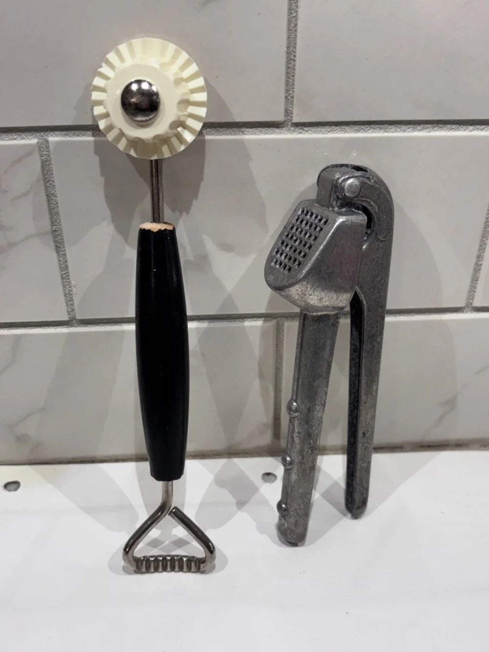 Lot of 2 Vintage Kitchen Tools-Garlic Press & Pastry Roller Dough Crimper MCM